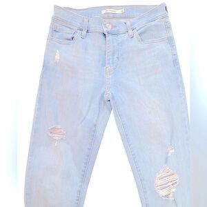 🩷LEVI’S 710 SUPER SKINNY LIGHT WASH DENIM JEAN🩷